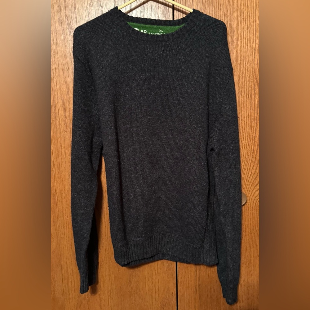 Gap Men’s Crewneck Sweater